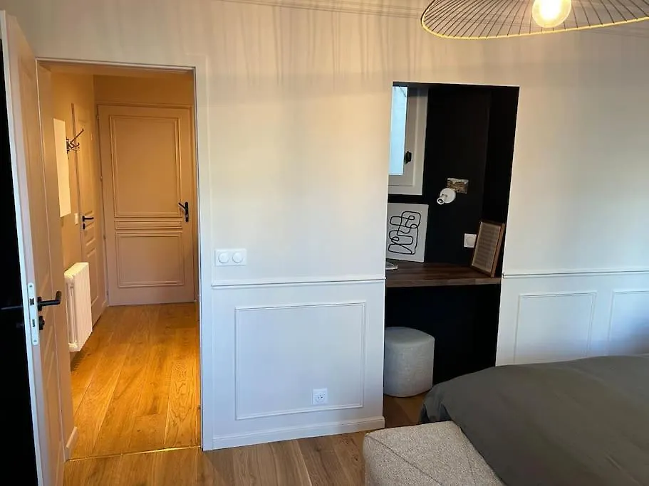 Parisien De Charme Apartment Paris